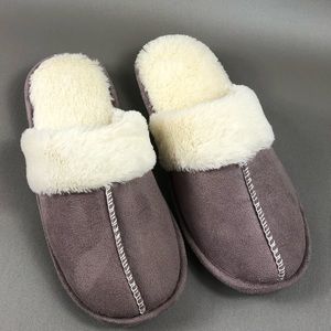 Daily Collection Women’s Memory Foam Slippers Size 9-10